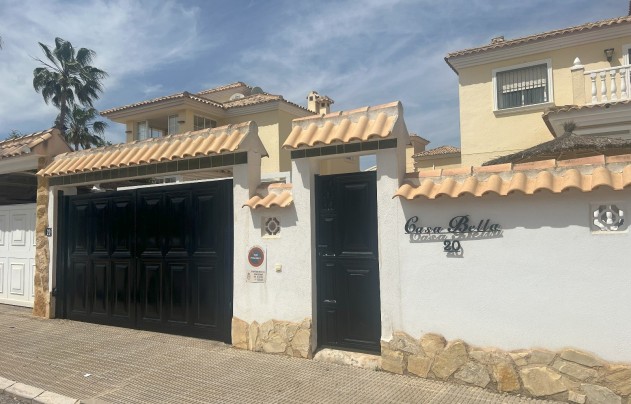 Herverkoop - Villa - Guardamar del Segura - El Raso