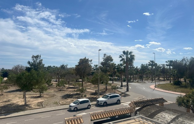 Herverkoop - Villa - Guardamar del Segura - El Raso