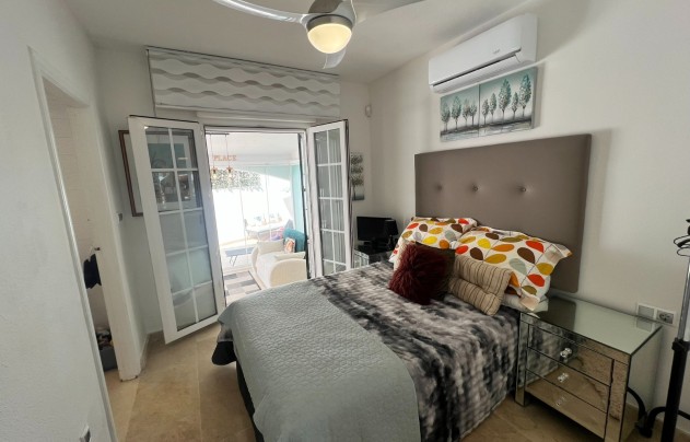 Resale - Villa - Villamartín