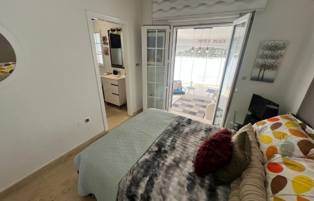 Resale - Villa - Villamartín