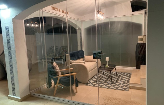 Resale - Villa - Villamartín