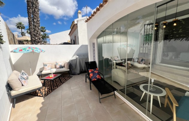Resale - Villa - Villamartín