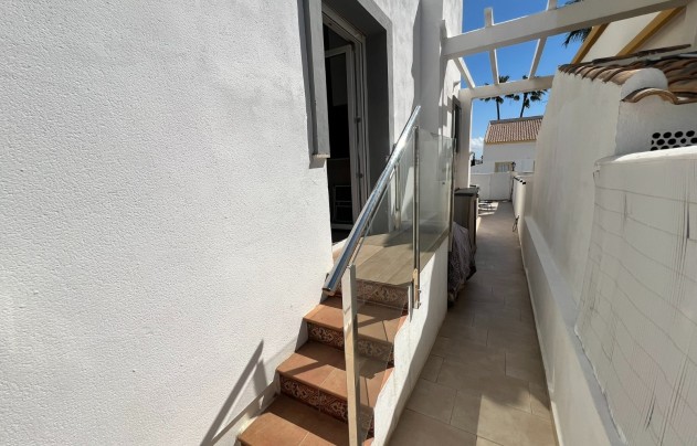 Resale - Villa - Villamartín