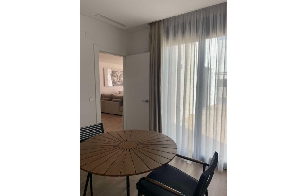 Herverkoop - Villa - Ciudad Quesada - 03170