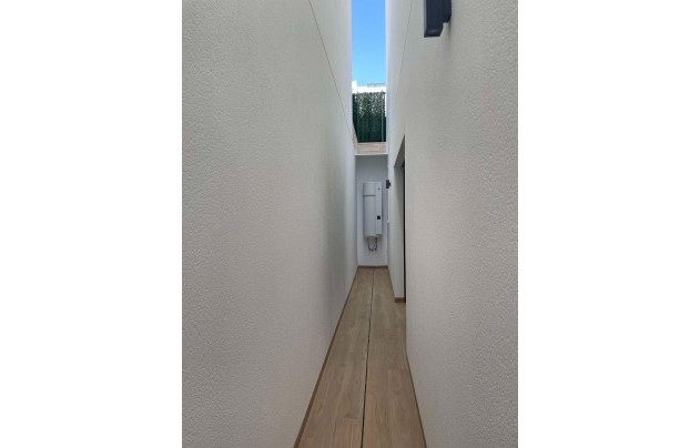 Herverkoop - Villa - Ciudad Quesada - 03170