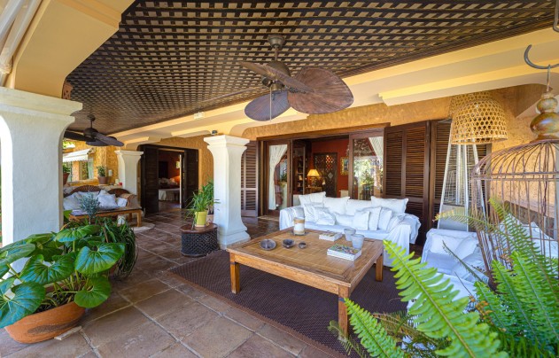 Resale - Villa - Benidorm