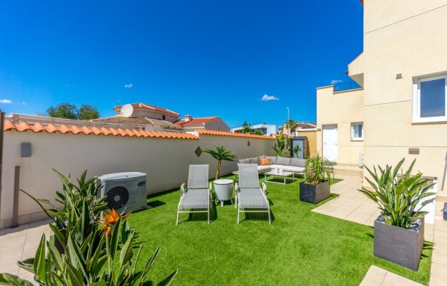 Resale - Villa - Ciudad Quesada