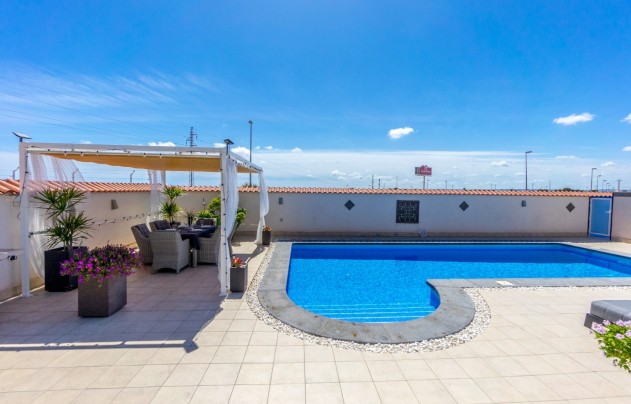 Resale - Villa - Ciudad Quesada