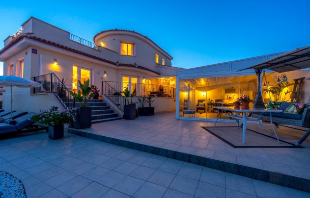 Resale - Villa - Ciudad Quesada