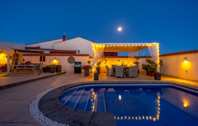 Resale - Villa - Ciudad Quesada