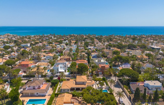 Resale - Villa - Orihuela Costa - Cabo Roig