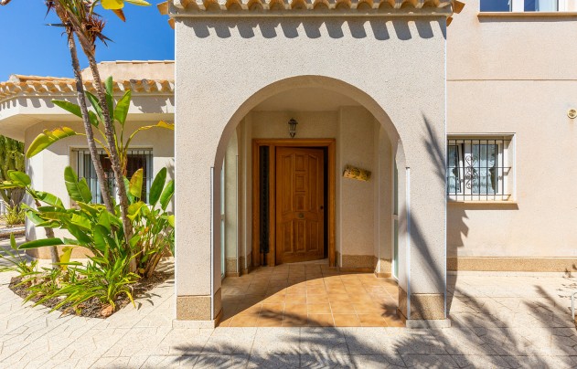 Resale - Villa - Orihuela Costa - Cabo Roig