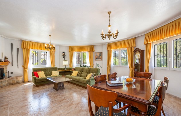 Resale - Villa - Orihuela Costa - Cabo Roig