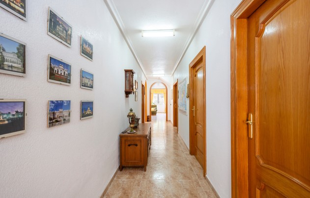 Resale - Villa - Orihuela Costa - Cabo Roig