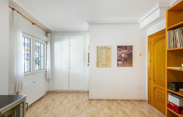 Resale - Villa - Orihuela Costa - Cabo Roig