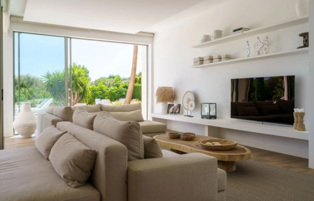Resale - Villa - Orihuela Costa - Campos de Golf