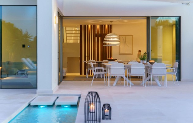 Resale - Villa - Orihuela Costa - Campos de Golf