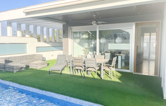 Herverkoop - Villa - Orihuela Costa - Mil Palmeras