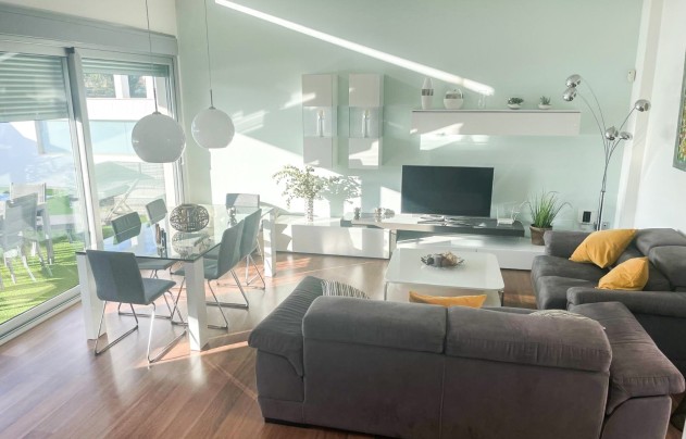Herverkoop - Villa - Orihuela Costa - Mil Palmeras