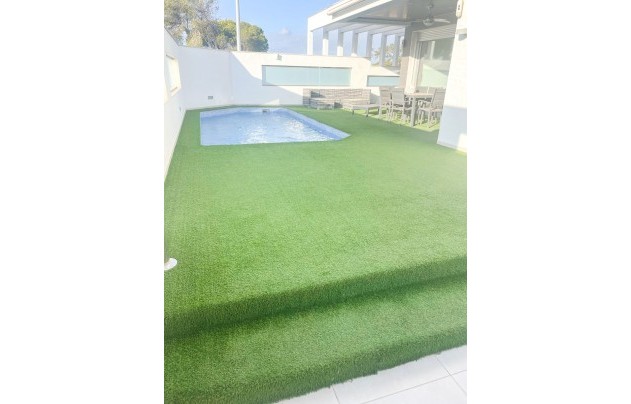 Herverkoop - Villa - Orihuela Costa - Mil Palmeras