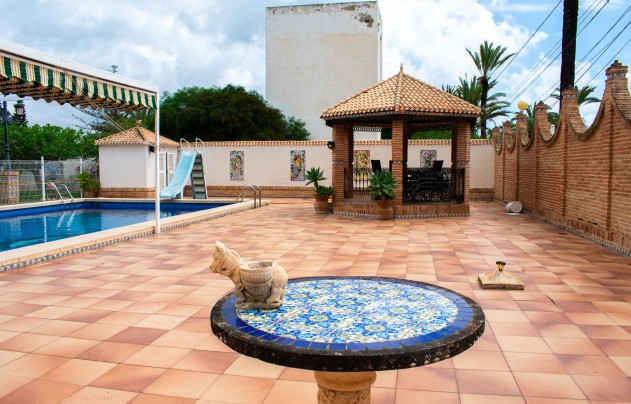 Revente - Villa - Orihuela Costa - MUY CERCA DE LA PLAYA