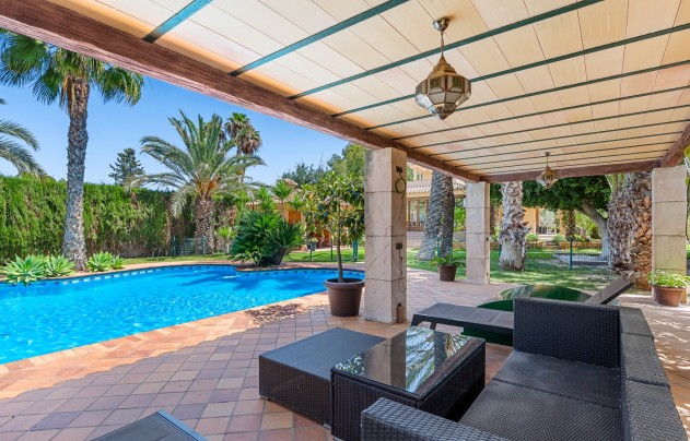 Herverkoop - Villa - Elche