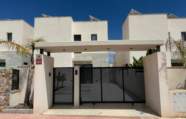 Resale - Villa - Ciudad Quesada - Rojales