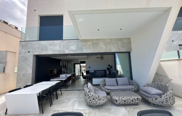 Resale - Villa - Ciudad Quesada - Rojales