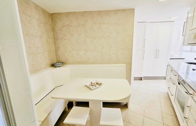 Resale - Apartment - Orihuela Costa - Dehesa de campoamor