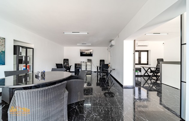 Resale - Commercial - Orihuela Costa - Cabo Roig