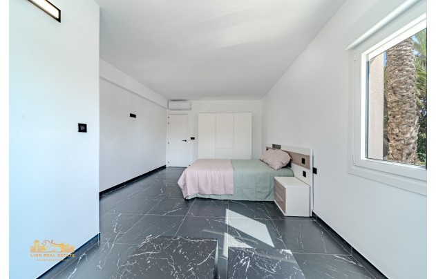 Resale - Commercial - Orihuela Costa - Cabo Roig