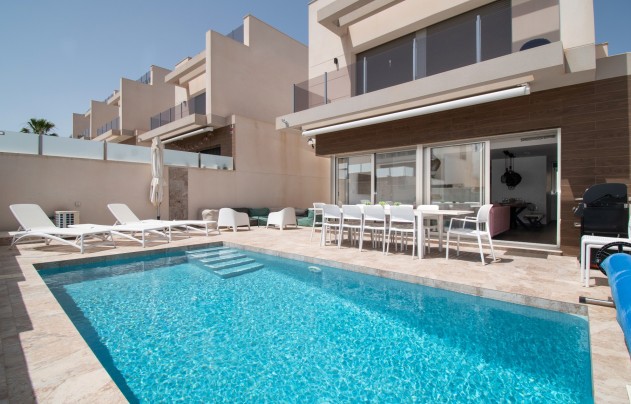 Herverkoop - Villa - Orihuela Costa - Villamartín