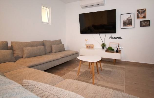 Herverkoop - Villa - Orihuela Costa - Villamartín