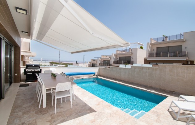 Herverkoop - Villa - Orihuela Costa - Villamartín