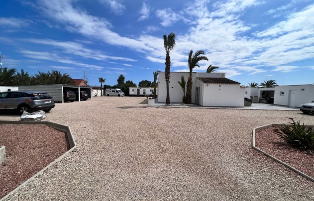 Resale - 5. Finca / Country Property - Elche - La Marina