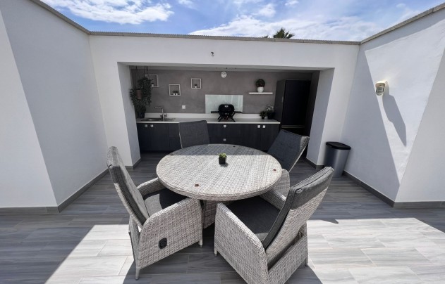 Resale - 5. Finca / Country Property - Elche - La Marina