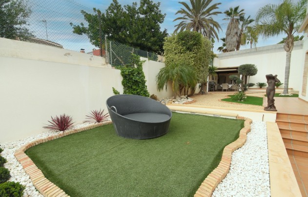 Resale - Villa - Torrevieja - Los Balcones