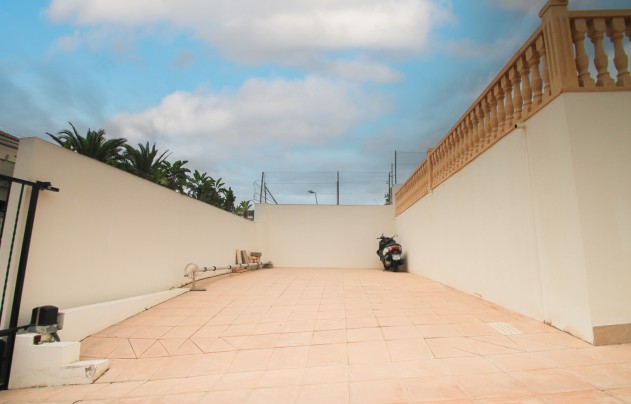 Resale - Villa - Torrevieja - Los Balcones