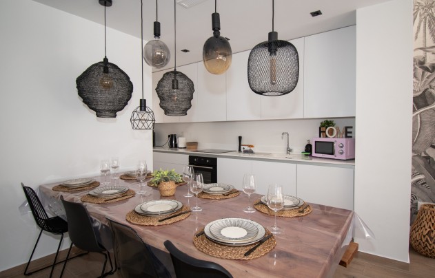 Resale - Villa - Orihuela Costa - Villamartín
