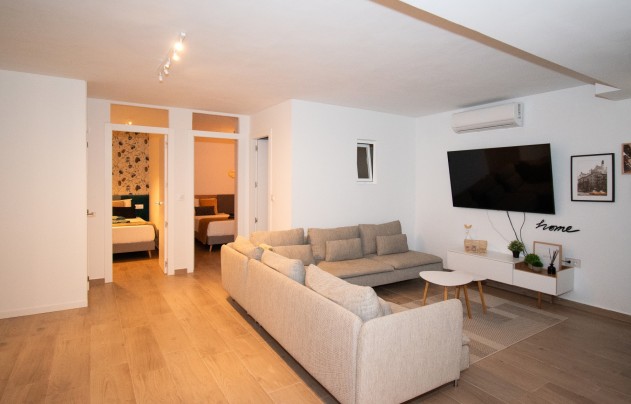 Resale - Villa - Orihuela Costa - Villamartín