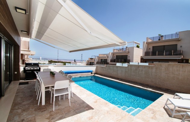 Resale - Villa - Orihuela Costa - Villamartín