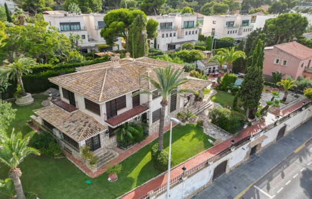 Resale - Villa - Alicante - Albufereta