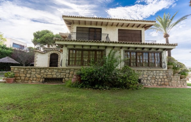Resale - Villa - Alicante - Albufereta