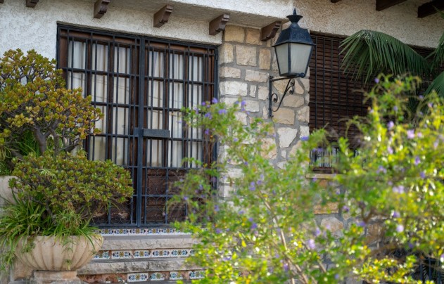 Resale - Villa - Alicante - Albufereta