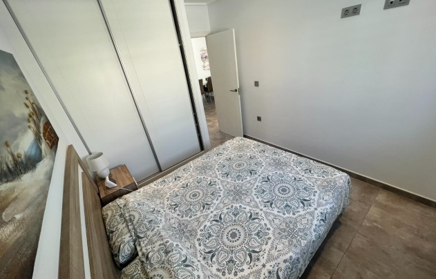 Resale - House - Torre de la Horadada