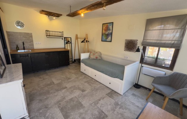 Resale - Villa - Catral