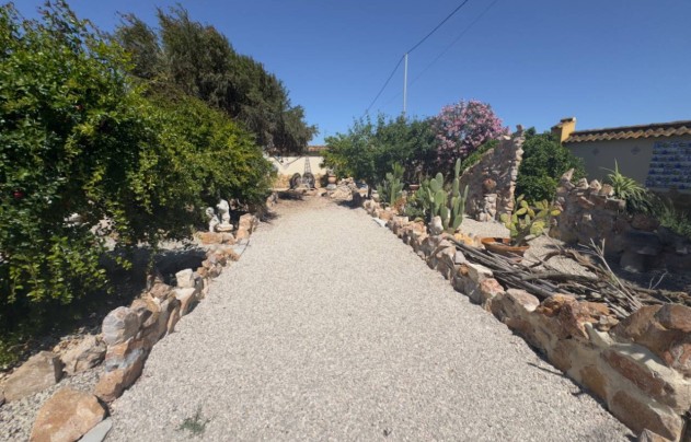 Resale - Villa - Catral
