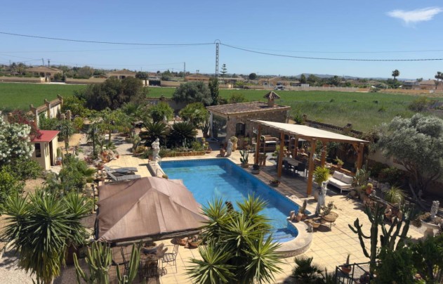 Resale - Villa - Catral