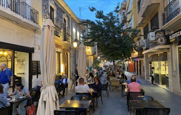 Resale - Apartment - Alicante - Center