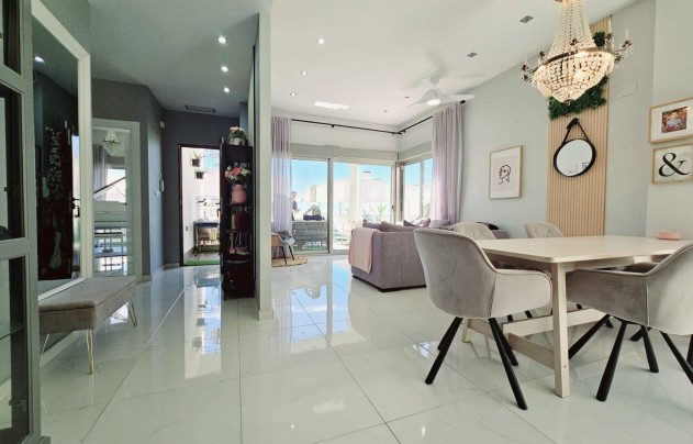 Resale - Villa - Orihuela Costa - Villamartín